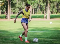 包含中国足球最新动态传来，球队备战决胜时刻的词条