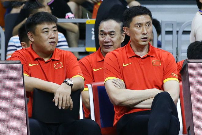 青海男篮士气高昂，咬牙坚持以团队荣誉为重的简单介绍